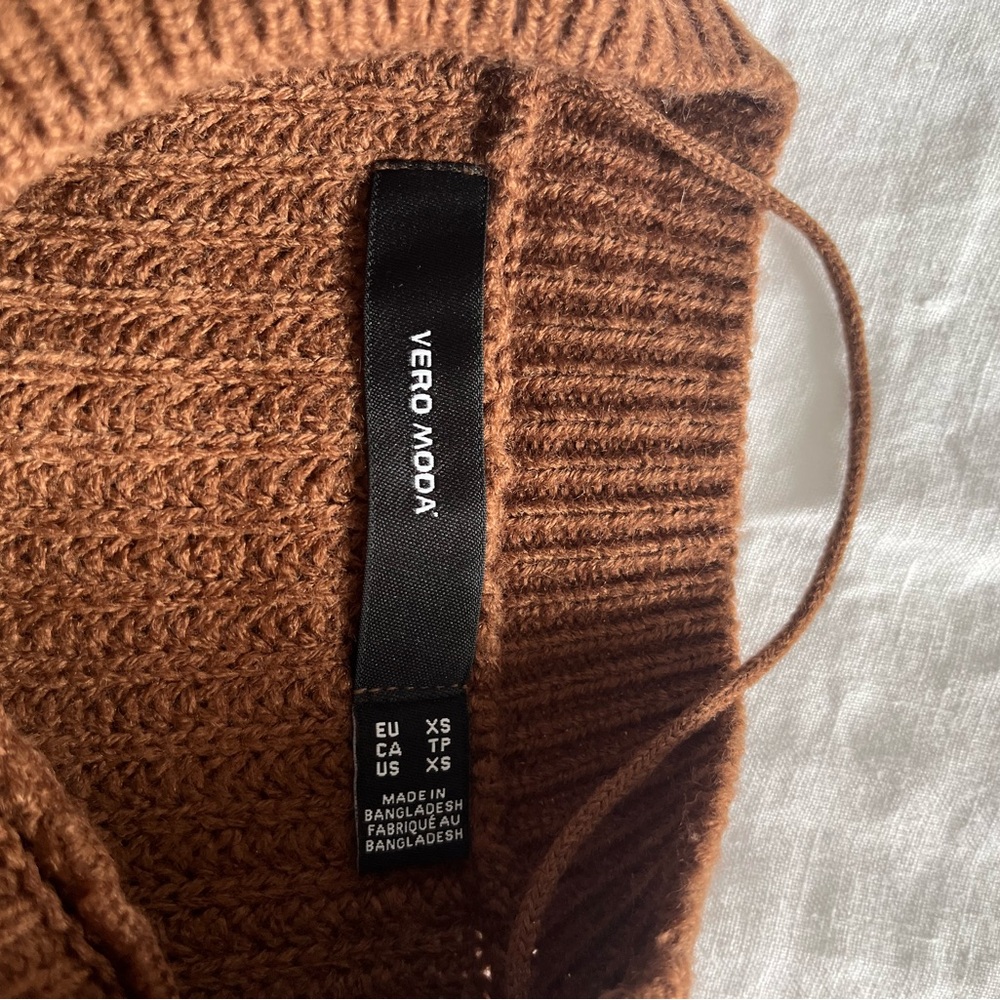 Boxy Knit Sweater - Picture 3 of 3